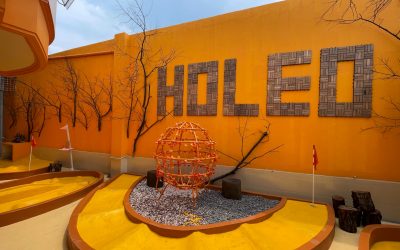 Holeo Golf, Tempat Bermain Golf di Dalam Ruangan yang Menyenangkan