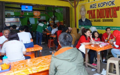 Mie Kopyok Pak Dhuwur, Kuliner Legendaris Langganan Pejabat di Semarang