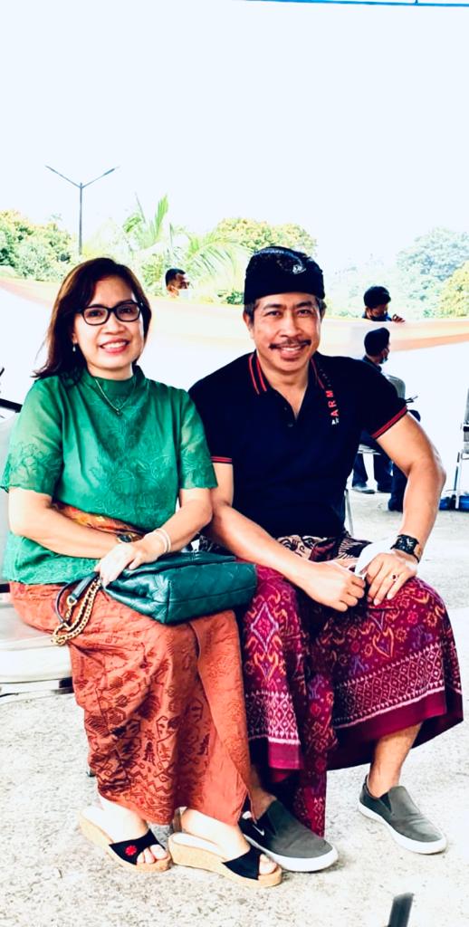 WhatsApp Image 2023-08-25 at 07.38.40 I Komang Sudarma bersama istri tercinta