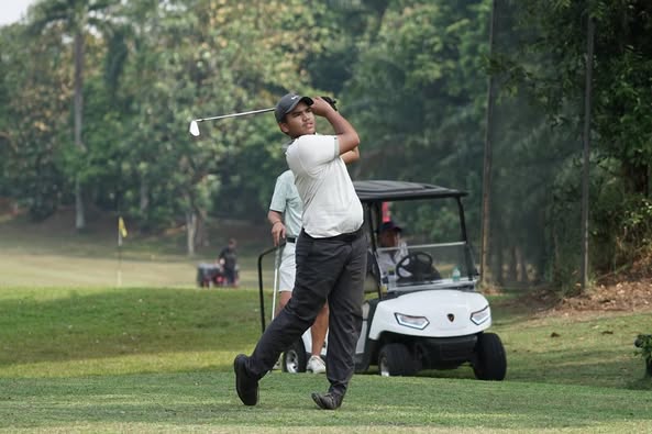 Teuku Husein Pimpin Hari Pertama Turnamen Golf Junior Halal Bihalal PCGC JAS Seri 2