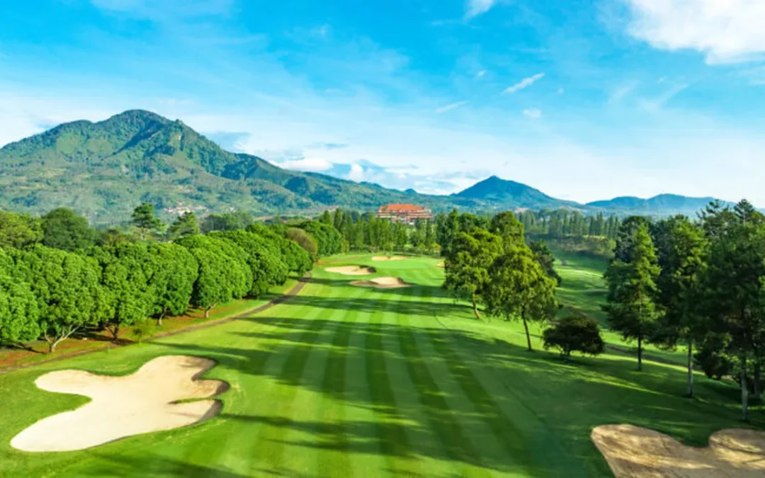 Rayakan HUT ke-39, Jatinangor National Golf & Resort Gelar Turnamen Golf Bertema Fun Challenge