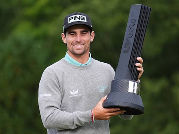 Joaquin Niemann Tak Terbendung, Rebut Gelar Kelima di Musim 2025 pada LIV Golf UK
