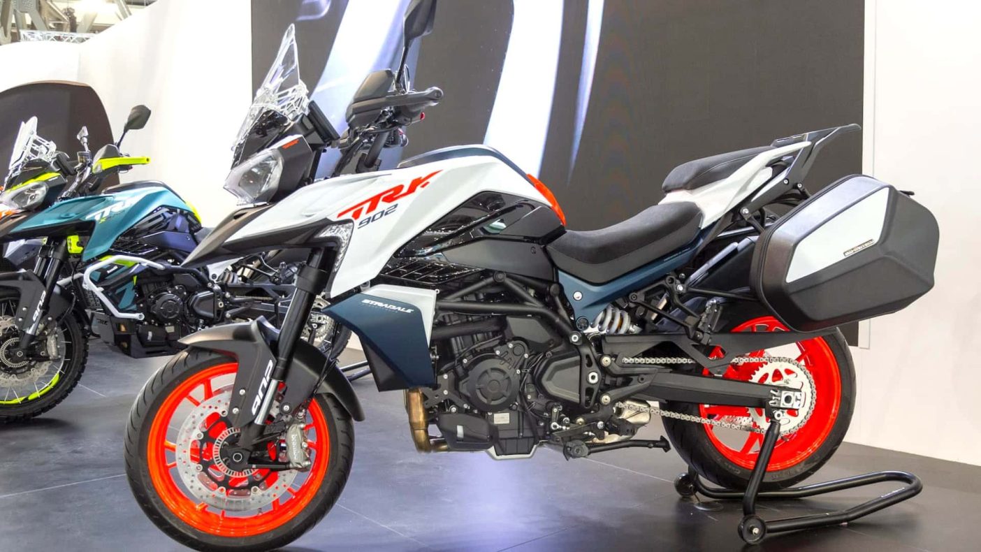Benelli TRK 902 Stradale: Penantang Serius di Dunia Touring Premium ...